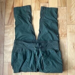 On the Fly 7/8 Pant 27":dark Olive: LULULEMON